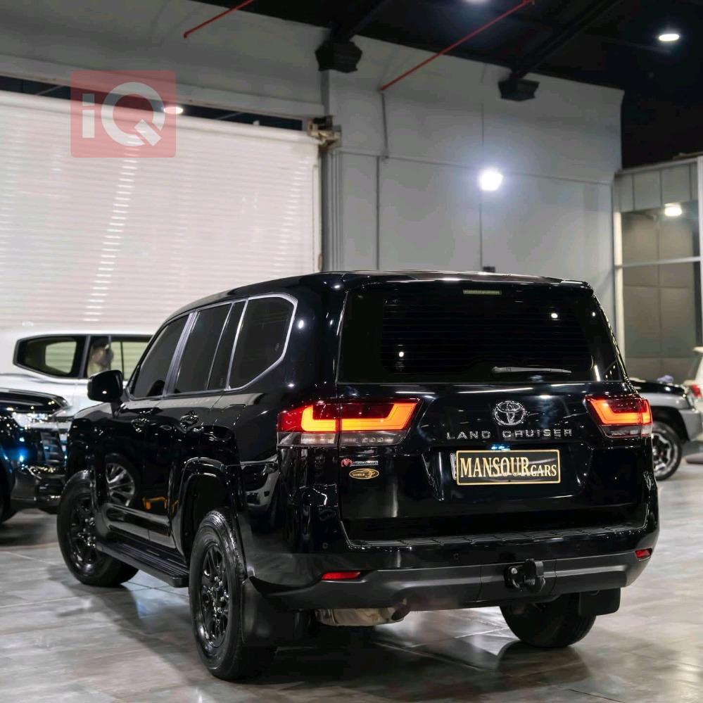 تويوتا لاندكروزر